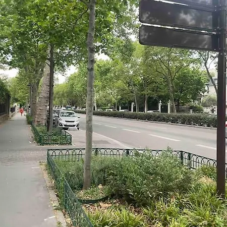 Paris For Business Or Holidays